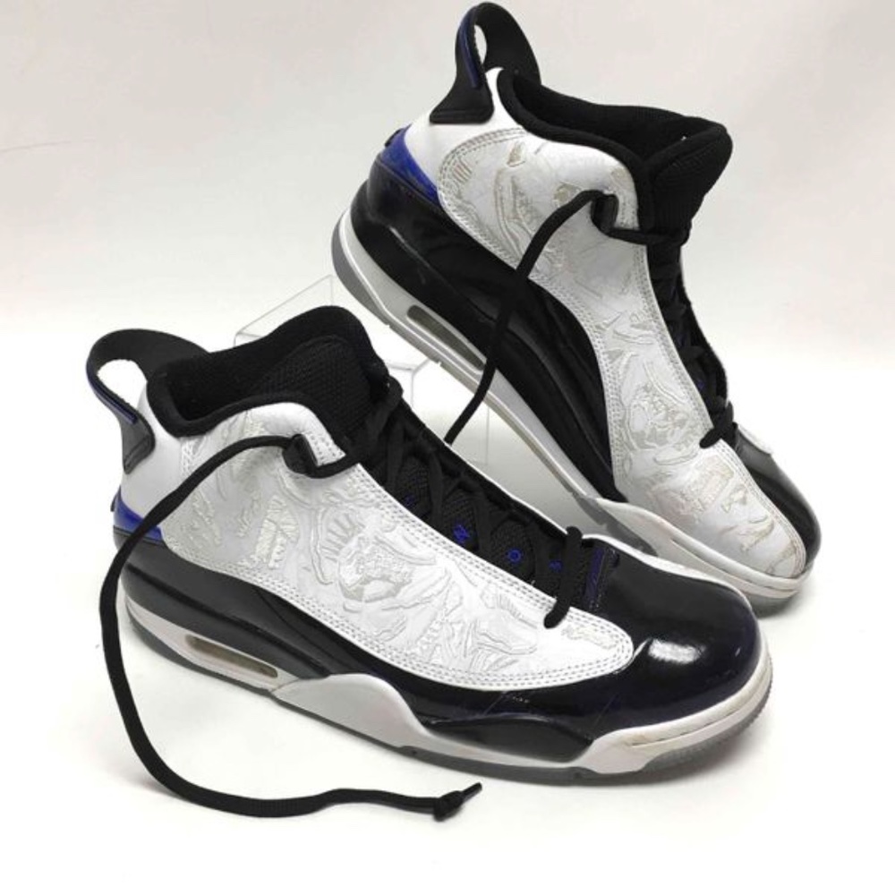 Air Jordan Two3 Sneakers Men's Size 9 - Picture 5 of 7